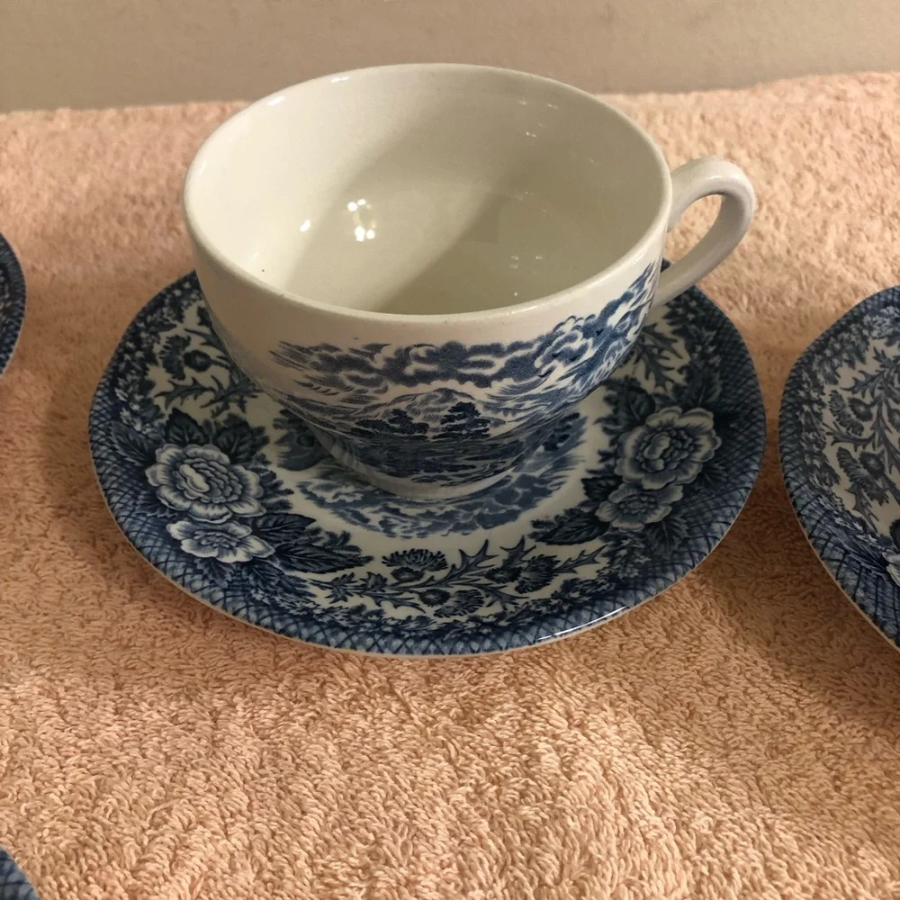 Vintage Lochs of Scotland Royal Warwick 5 Tea Cups & 6 Saucers Loch Duich & Dich